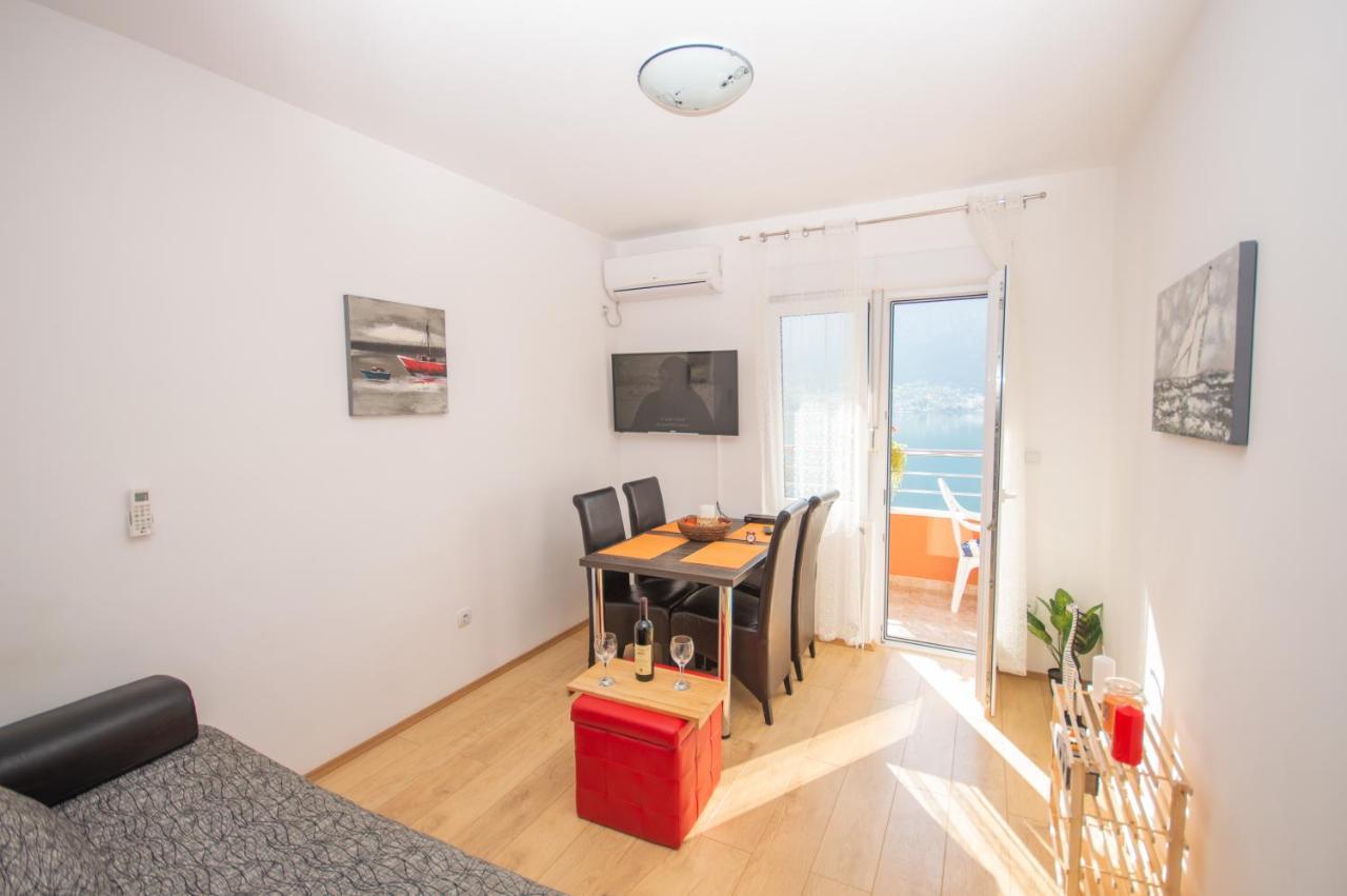 Apartmani Mrsic Рісан Екстер'єр фото